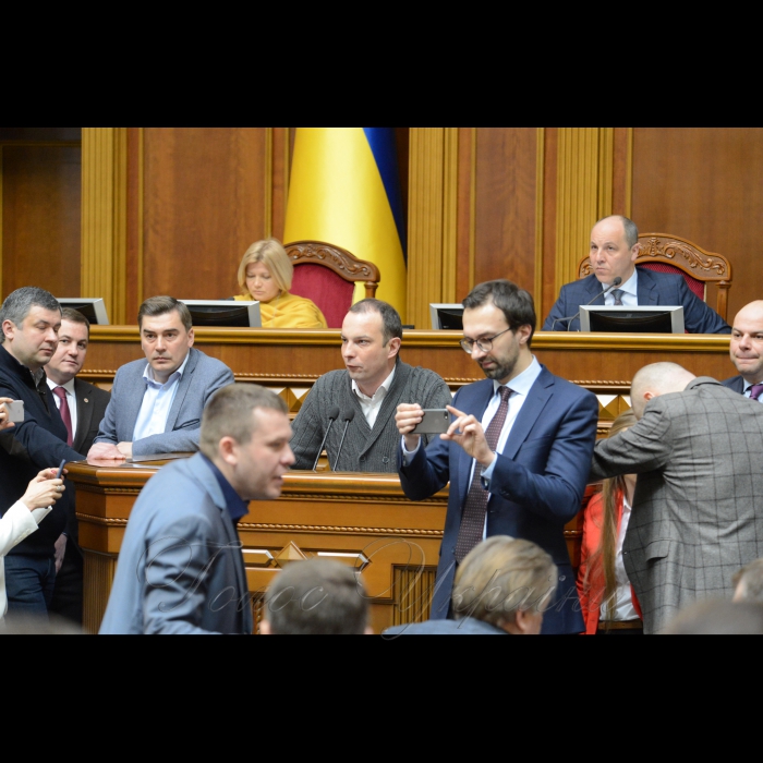 21 березня 2017 пленарне засідання Верховної Ради України. 