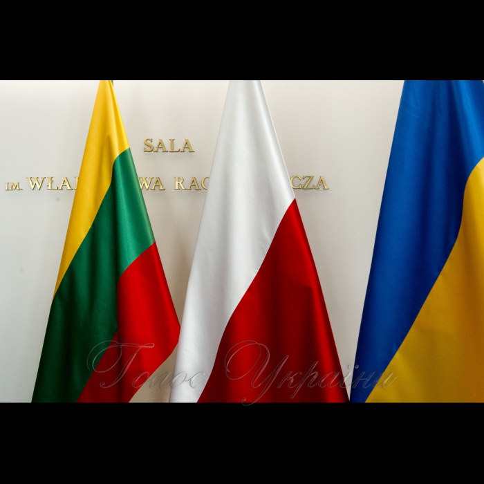 27 березня 2017 відкриття пленарного засідання Восьмої сесії Міжпарламентської асамблеї Верховної Ради України, Сейму Литовської Республіки та Сейму і Сенату Республіки Польща.