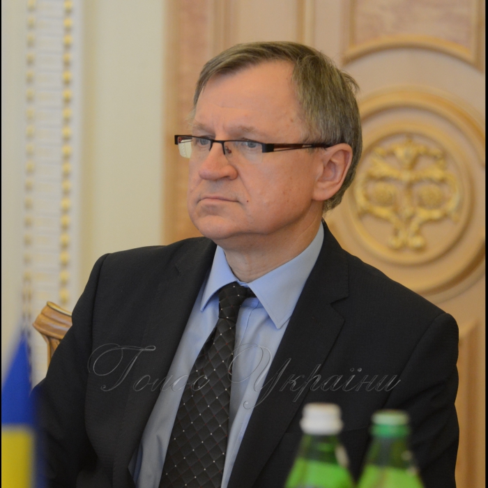 5 квітня 2017 зустріч першого заступника Голови Верховної Ради України І.В. Геращенко з доповідачем Комітету ПАРЄ з питань міграції, біженців та переміщених осіб Е. Варейкісом.