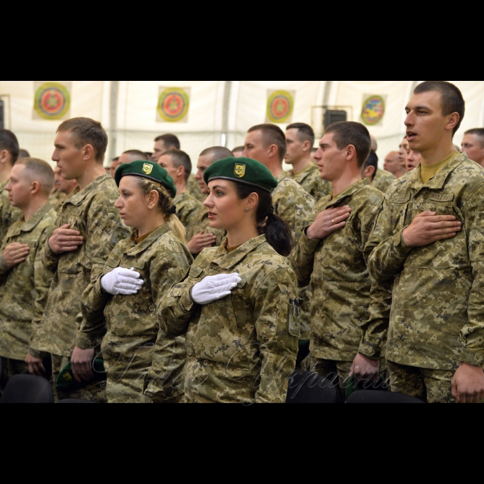 5 квітня 2014 - 10 мобільний прикордонний загін. Київ, Бортничі.