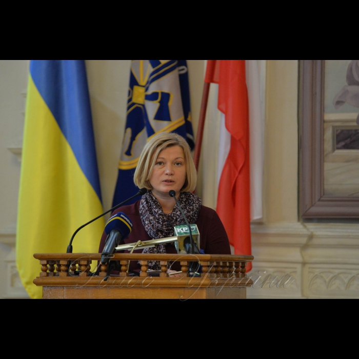 6 квітня 2017 форум ректорів вищих навчальних закладів України та Республіки Польща.
1-й заступник Голови ВР Ірина Геращенко.