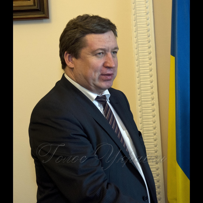 6 квітня 2017 зустріч першого заступника Голови Верховної Ради України з Міністром оборони Литовської Республіки Раймунадсом Кароблісом.