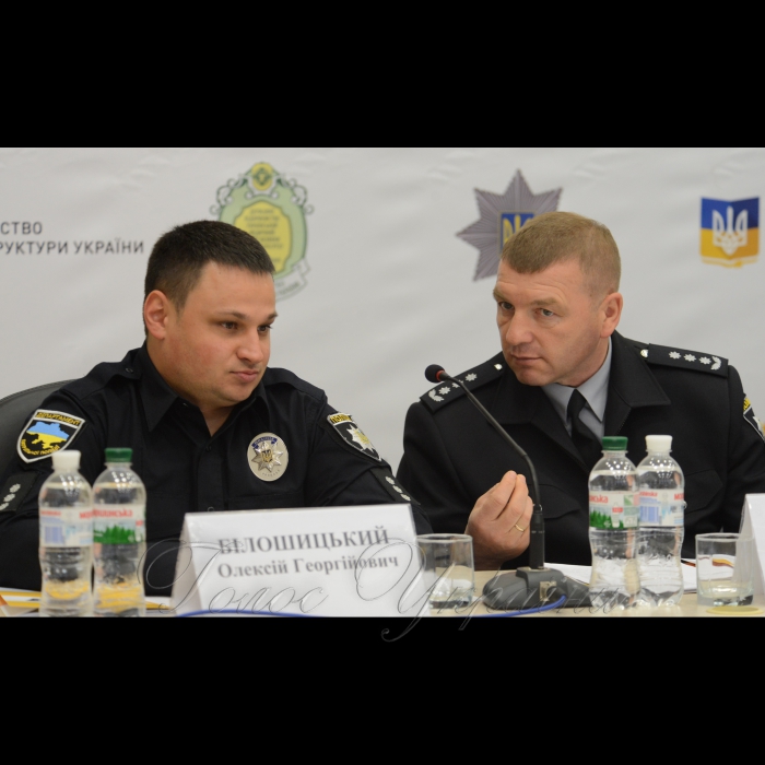 4 травня 2017 прес-конференція, присвячена старту Тижню безпеки дорожнього руху в Україні. Упродовж тижня, з 8 по 14 травня 2017 року, відбудеться низка заходів, у яких братимуть участь представники державних органів, громадських організацій, науковці та практики.
Олексій Білошицький - заступник начальника департаменту патрульної поліції Національної поліції України; Іван Прохоренко - заступник начальника департаменту превентивної діяльності - начальник Управління безпеки.