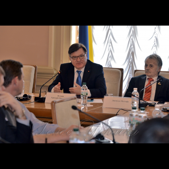 23 травня 2017 у Верховній Раді України відбувся «круглий стол» на тему: «Порівняльний міжнародний досвід мирних процесів та факторів, які сприяють ефективному врегулюванню та розвитку примирення серед цивільного населення».
Григорий Немиря - Голова Комітету ВР України з питань прав людини, національних меншин та міжнаціональних відносин,  Мустафа Джемілєв - Голова підкомітету з питань етнополітики, прав корінних народів та національних меншин України, жертв політичних репресій Комітету Верховної Ради України з питань прав людини, національних меншин і міжнаціональних відносин.