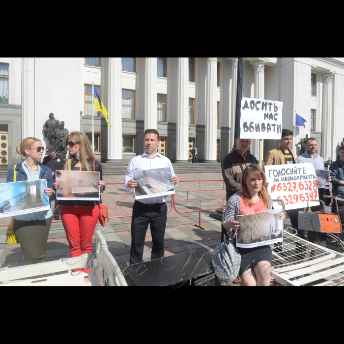 25 травня 2017 мітинг біля Верховної Ради України. Відкриття виставки 