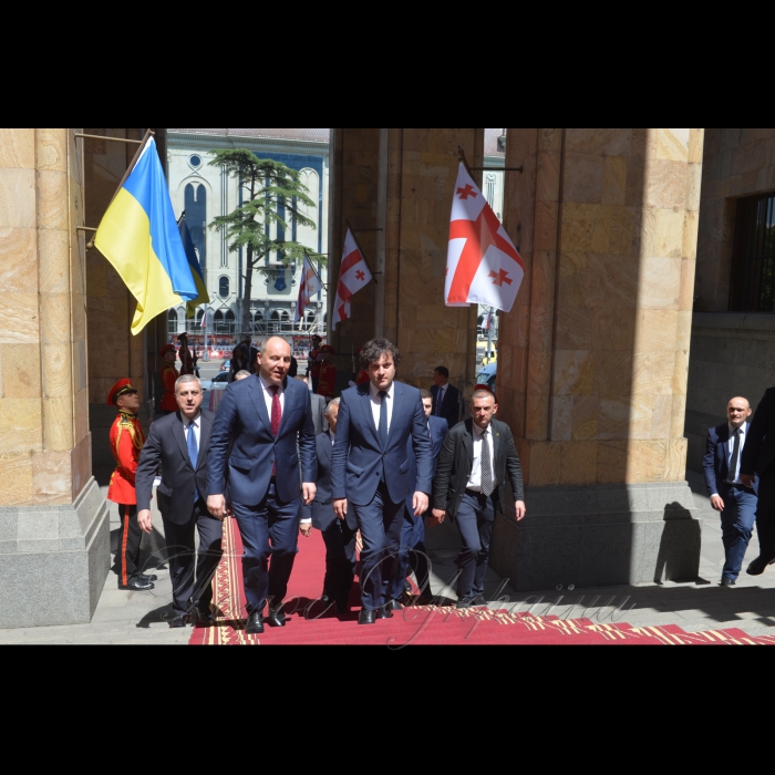 29 травня 2017 робочий візит Голови Верховної Ради України Андрія Парубія до Грузії, з метою участі у Пленарному засіданні весняної сесії ПА НАТО.
Зустріч Голови Верховної Ради України  Андрія Парубія з Головою Парламенту Грузії Іраклія Кобахідзе.