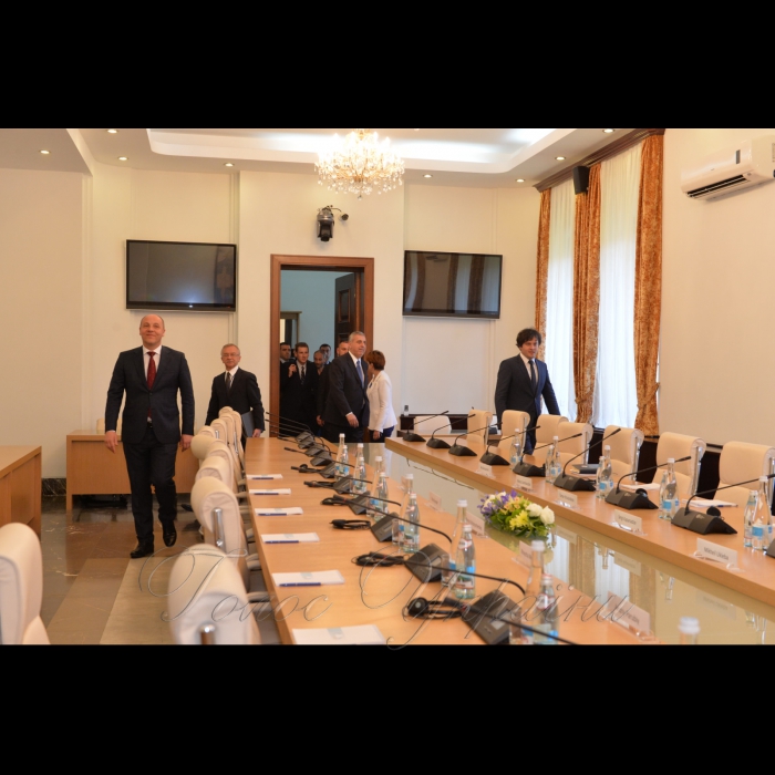 29 травня 2017 робочий візит Голови Верховної Ради України Андрія Парубія до Грузії, з метою участі у Пленарному засіданні весняної сесії ПА НАТО.
Зустріч Голови Верховної Ради України  Андрія Парубія з Головою Парламенту Грузії Іраклія Кобахідзе.