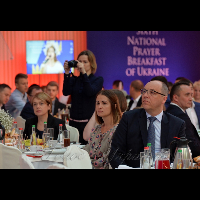 1 Червня 2017 Голова Верховної Ради України Андрій Парубій взяв участь у 6-му Національному молитовному сніданку України. 
Беруть участь Прем'єр-міністр України В. Гройсман, члени Уряду, керівники фракцій і груп Верховної Ради України, керівники регіональних органів влади, члени Всеукраїнської Ради Церков, Посол США М. Йованович.