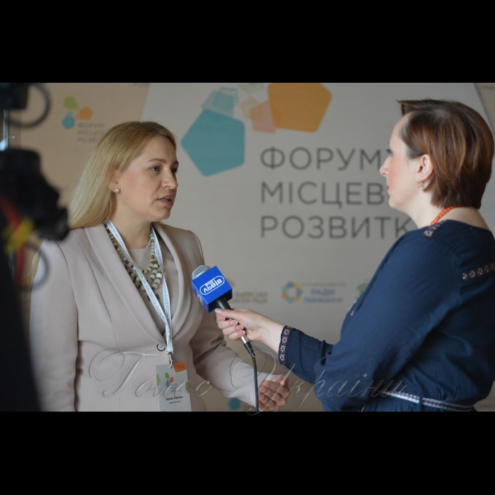 24 червня 2017 Голова Верховної Ради України Андрій Парубій в рамках форуму місцевого розвитку у м. Трускавець Львівської області зустрівся з Маршалком Сейму Польської Республіки Мареком Кухцінським. Вони домовились реалізувати кілька інфраструктурних проектів між Україною і Польщею, щоб дати приклад тіснішої співпраці.
Н.д. Оксана Юринець.