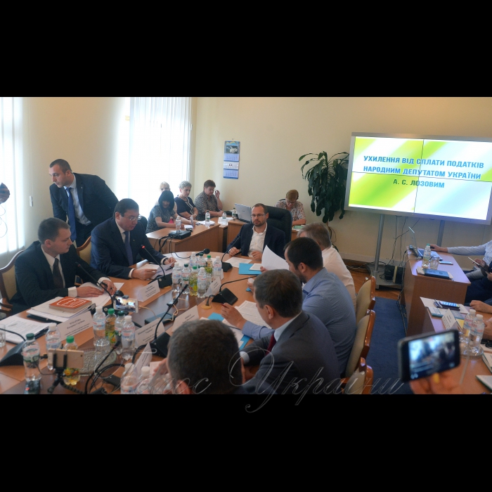 5 липня 2017 засідання Комітету з питань регламенту та організації роботи Верховної Ради України.
Про подання, підтримане та внесене до Верховної Ради України Генеральним прокурором України Луценком Ю.В. 21 червня 2017 року, «Про надання згоди на притягнення до кримінальної відповідальності народного депутата України Лозового Андрія Сергійовича».