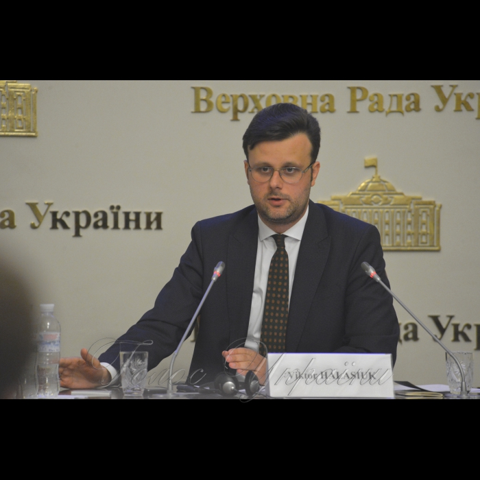 6 липня 2017 круглий стіл на тему: 
