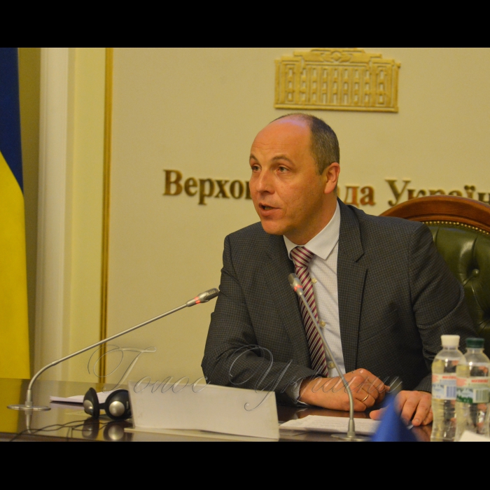 11 липня 2017 «Круглий стіл» на тему: «Конфлікт на Донбасі: виклики, загрози та їх правове врегулювання» (вул. Грушевського, 5, конференц-зал).
Організатор заходу: Міжфракційне депутатське об’єднанням Верховної Ради України «Сприяння захисту прав та соціальній реабілітації учасників Антитерористичної операції» спільно з Всеукраїнською громадською організацією «Асоціація адміністративних суддів», Асоціацією адвокатів України, Асоціацією податкових радників.