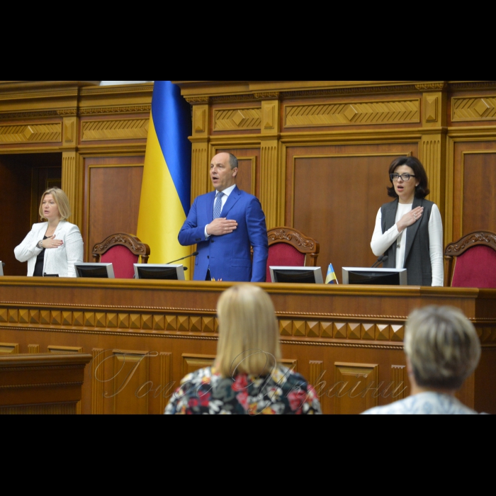 14 липня 2017 пленарне засідання Верховної Ради України
«Година запитань до Уряду».
Геращенко, Парубій, Сироїд.