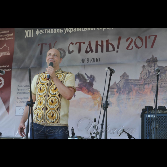 4 серпня 2017 Голова Верховної Ради України Андрій Парубій взяв участь у відкритті ХІІ фестивалю української середньовічної культури «Ту Стань 2017: Як в кіно!»
«Мета фестивалю українського середньовіччя «Ту Стань!» – відродити дух українського лицарства. 12 років тому, коли в селі Урич на Львівщині починався фестиваль української середньовічної культури, його організатори поставили мету відродити дух українського  лицарства, який надихав наших дідів і батьків, і який надихає наших героїв сьогодні» - сказав А.Парубій, вітаючи учасників ХІІ фестивалю української середньовічної культури «Ту Стань 2017: Як в кіно!».