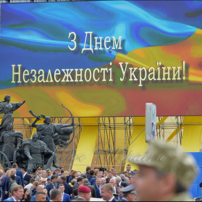 24 серпня 2017 урочисті з нагоди Святкування 26-ї річниці Незалежності України.
«Парад військ» з нагоді 26-ої річниці Незалежності України та «Хода нескорених» після військового параду. У центрі Києва пройшла акція 