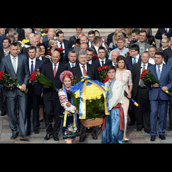 24 серпня 2017 Голова Верховної Ради України Андрій Парубій взяв участь в урочистях з нагоди Святкування 26-ї річниці Незалежності України.
У рамках Святкування 26-ї річниці Незалежності України відбулась Молитва за Україну у Софіївському Соборі - Національному заповіднику 