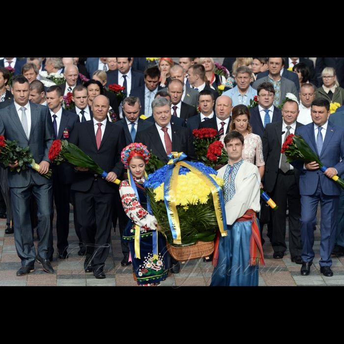 24 серпня 2017 Голова Верховної Ради України Андрій Парубій взяв участь в урочистях з нагоди Святкування 26-ї річниці Незалежності України.
У рамках Святкування 26-ї річниці Незалежності України відбулась Молитва за Україну у Софіївському Соборі - Національному заповіднику 