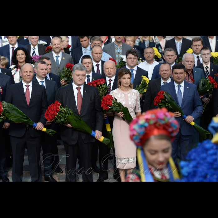 24 серпня 2017 Голова Верховної Ради України Андрій Парубій взяв участь в урочистях з нагоди Святкування 26-ї річниці Незалежності України.
У рамках Святкування 26-ї річниці Незалежності України відбулась Молитва за Україну у Софіївському Соборі - Національному заповіднику 