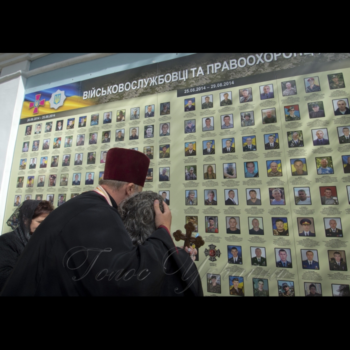 29 серпня 2017 День Пам’яті за загиблими Героями в Іловайській трагедії біля Михайлівського собору. Третя річниця наймасштабнішої трагедії в історії сучасної України - Іловайського котла, об’єднає всіх учасників Іловайського братерства.