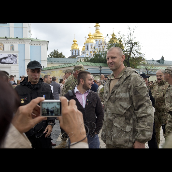 29 серпня 2017 День Пам’яті за загиблими Героями в Іловайській трагедії біля Михайлівського собору. Третя річниця наймасштабнішої трагедії в історії сучасної України - Іловайського котла, об’єднає всіх учасників Іловайського братерства.