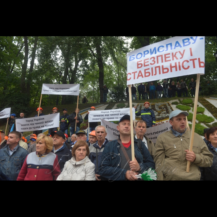6 вересня 2017 мітинг під стінами Кабміну працівників нафтової промисловості.