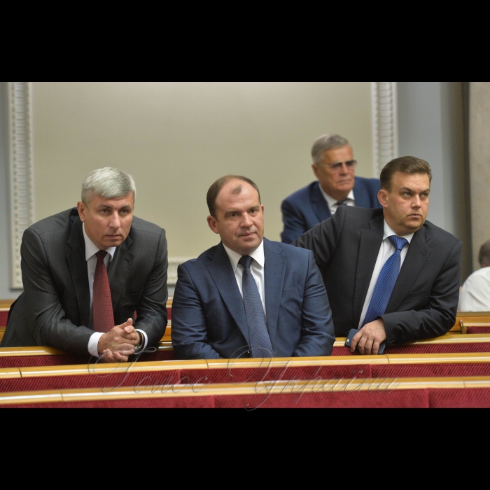 19 вересня 2017 засідання Верховної Ради України.
Андрій Гальченко, Дмитро Колєсніков, Василь Німченко, Костянтин Павлов - всі ОБ.