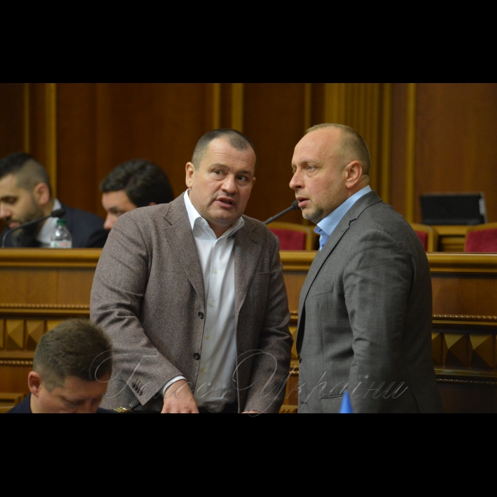 4 жовтня 2017 засідання ВР. Артур Палатний, Андрій Кіт БПП.