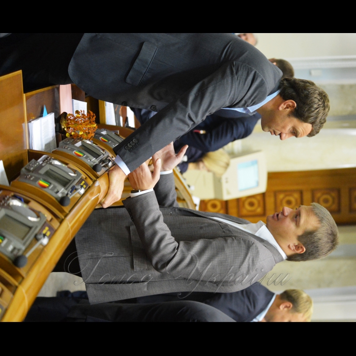 5 жовтня 2017 засідання ВР. Андрій Іванчук НФ, Сергій Березенко БПП.