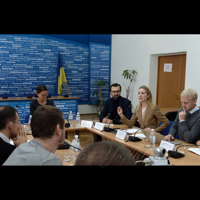 10 жовтня 2017 Укрінформ. Круглий стіл на тему: 
