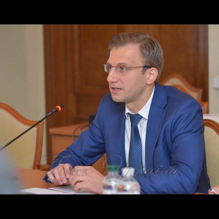 11 жовтня 2017 слухання у  Комітеті Верховної Ради України з питань запобігання і протидії корупції.
Інформація голови Національного агентства з розшуку і повернення отриманих від корупційних злочинів активів Янчука Антона про функціональні спроможності Національного агентства виконувати ключові функції з розшуку та управління активами, та стан формування Єдиного державного реєстру активів, на які накладено арешт у кримінальних провадженнях.