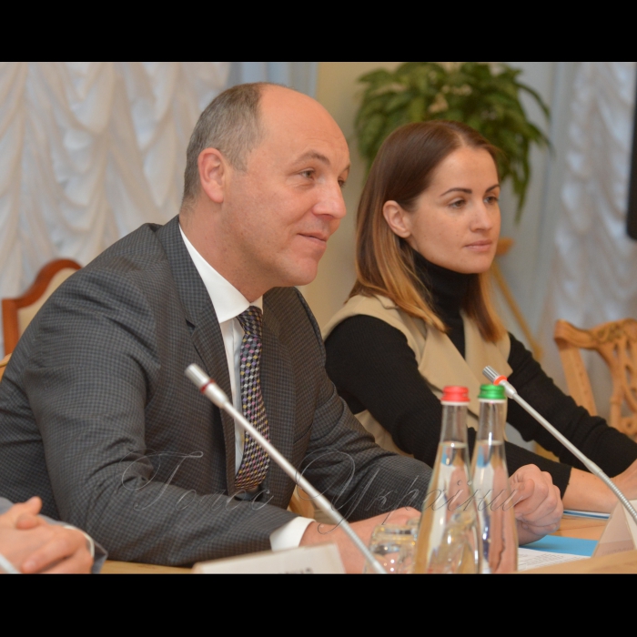 12 жовтня 2017 зустріч Голови Верховної Ради України Андрія  Парубія з Маршалком Сенату Республіки Польща С. Карчевським.