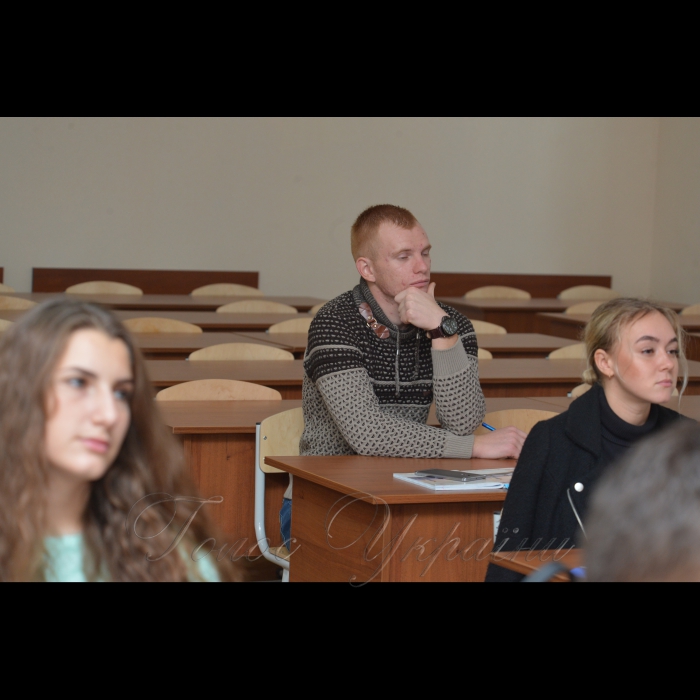 Круглий стіл «Вступна компанія 2017 р. на економічні та управлінські спеціальності до аграрних ВНЗ: оцінка, траєкторія майбутнього» у НУБіП