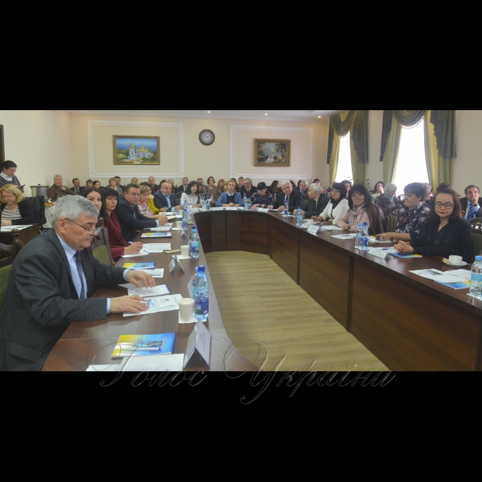 Круглий стіл «Вступна компанія 2017 р. на економічні та управлінські спеціальності до аграрних ВНЗ: оцінка, траєкторія майбутнього» у НУБіП