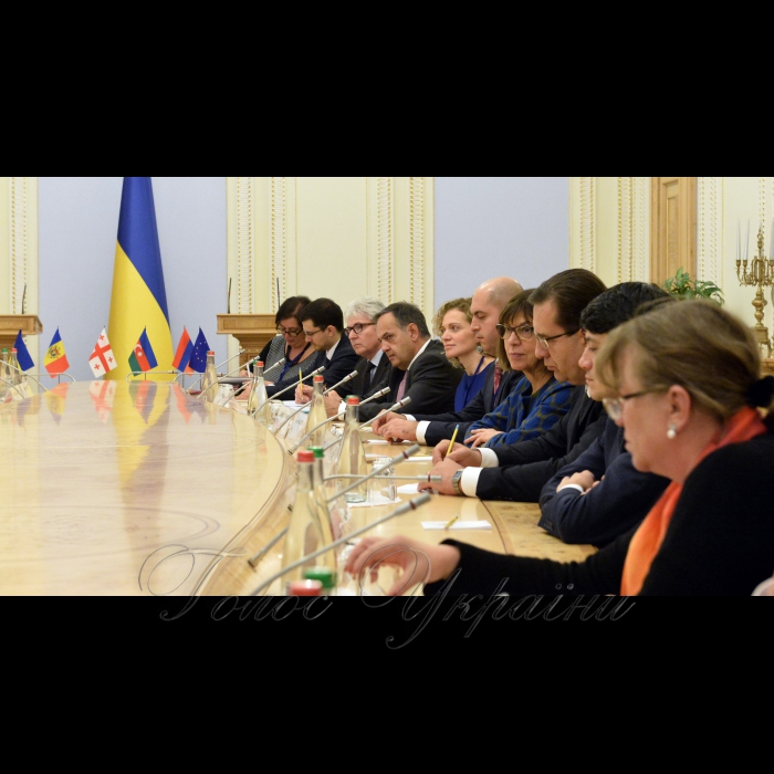 Голова Верховної Ради України Андрій Парубій зустрівся з членами Бюро Парламентської асамблеї ЄВРОНЕСТ. 

Учасники зустрічі обговорили питання щодо подальшої взаємодії країн Східної Європи, підтримки інститутів демократії, стабільності та безпеки в регіоні, а також плани розвитку співпраці.

