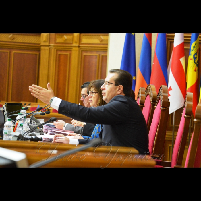 У Верховній Раді проходить пленарне засідання VI сесії Парламентської асамблеї ЄВРОНЕСТ. Маріан Лупу