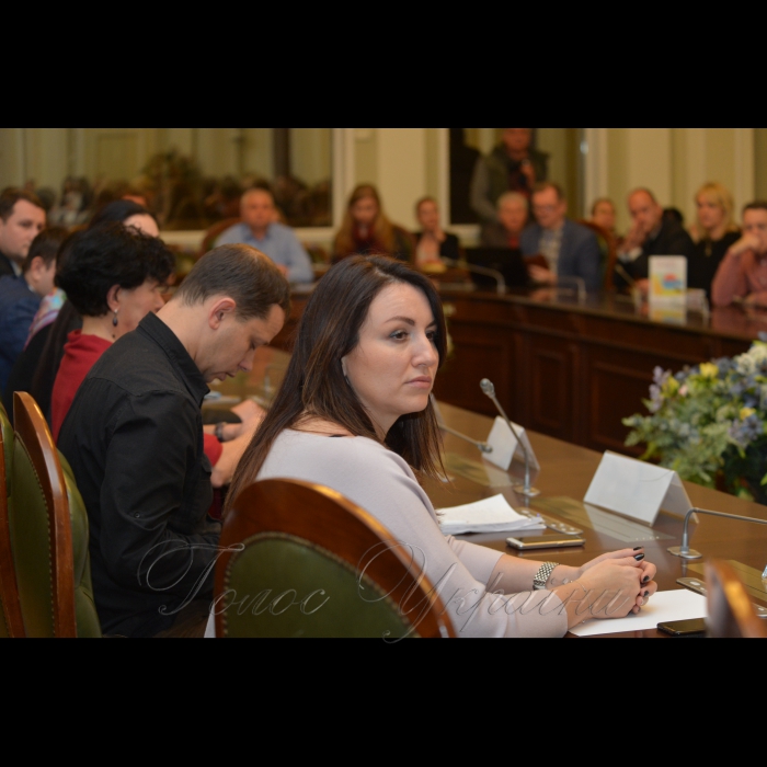 Всеукраїнський круглий стіл «Право на освіту дітей з особливими освітніми потребами: проблеми законодавчого регулювання». ВГОІ «Інститут реабілітації та соціальних технологій», Центр проблем імплементації європейського соціального права, Київського національного університету імені Тараса Шевченка, Всеукраїнська громадська організація «Жінки за зміни». 