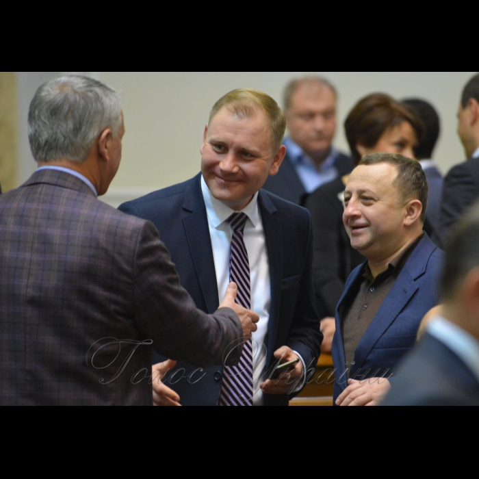 Пленарне засідання Верховної Ради України. Максим Курячий Василь Яніцький БП