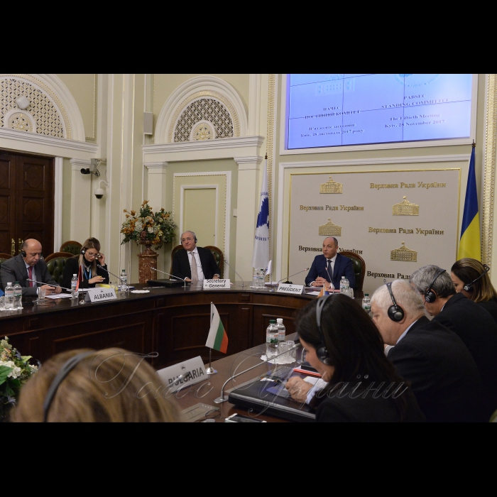 28 листопада 2017 Голова Верховної Ради України Андрій Парубій взяв участь у засіданні Постійного комітету ПАЧЕС (вул. Грушевського, 5, конференц-зал).