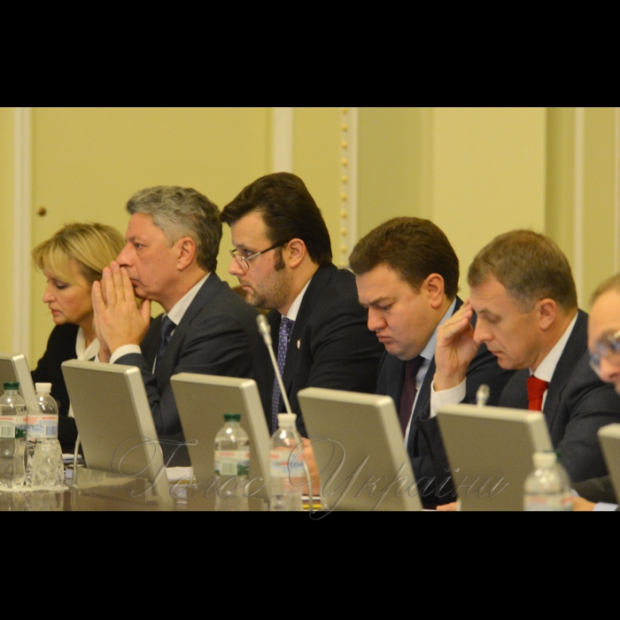 4 грудня 2017 погоджувальна рада у Верховній Раді України. Ірина Луценко БП, Юрій Бойко ОП, Віктор Галасюк РП, Віктор Бондар ВІДРО, Ярослав Москаленко ВОЛЯ.