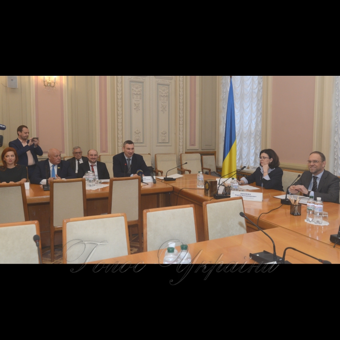 4 грудня 2017 засідання Комітету з питань державного будівництва, регіональної політики та місцевого самоврядування.