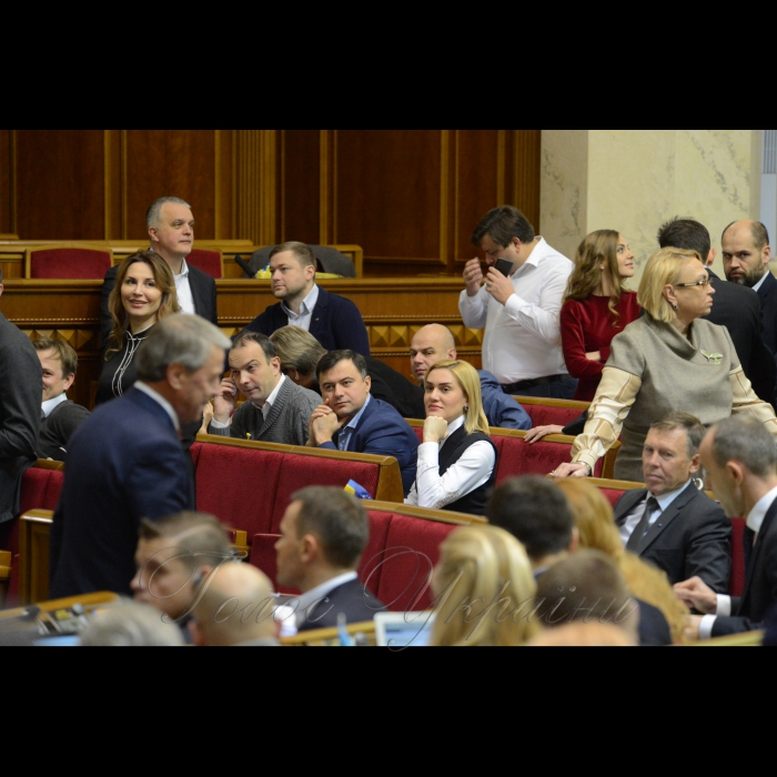 21 грудня 2017 Сесія Верховної Ради України.
Прийнято Закон 