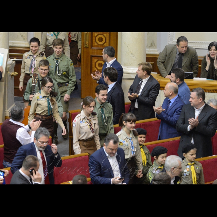 21 грудня 2017 Сесія Верховної Ради України.
Прийнято Закон 