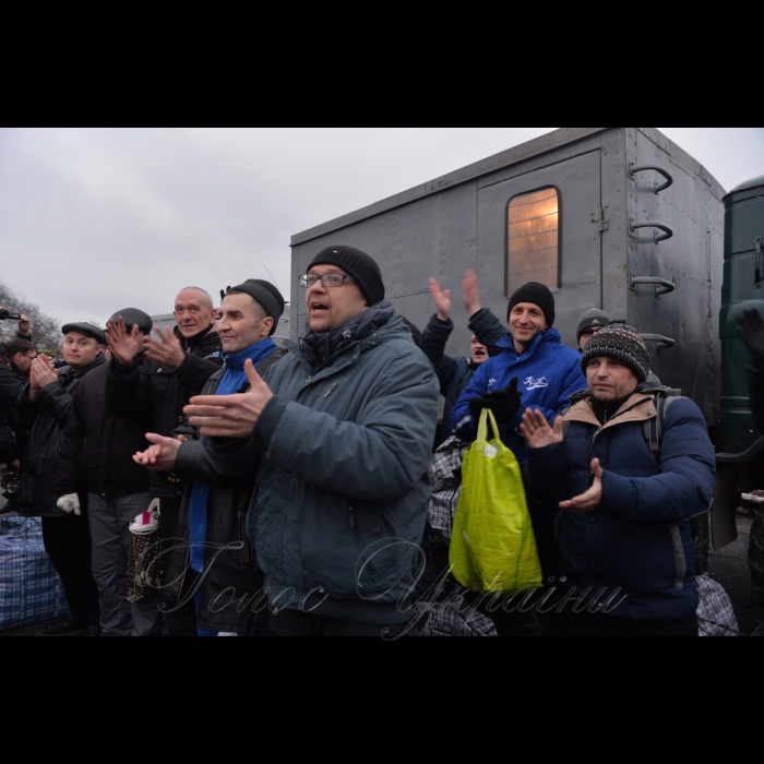 Донецька область. Звільнення 73 українських полонених на окупованій території в Горлівці. 
