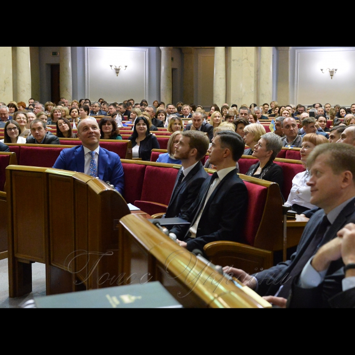 Нагородження працівників апарату Верховної ради України Головою ВР України Андрієм Парубієм. Петро Боднар - Перший заступник Керівника Апарату - керуючий справами