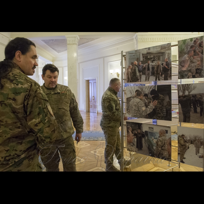 16 січня 2018 у кулуарах  Верховної Ради відкрилася фотовиставка “Військові капелани”.
експозиція, що присвячена служінню військових капеланів в підрозділах Збройних Сил України, Національної Гвардії України та в добровольчих формуваннях.