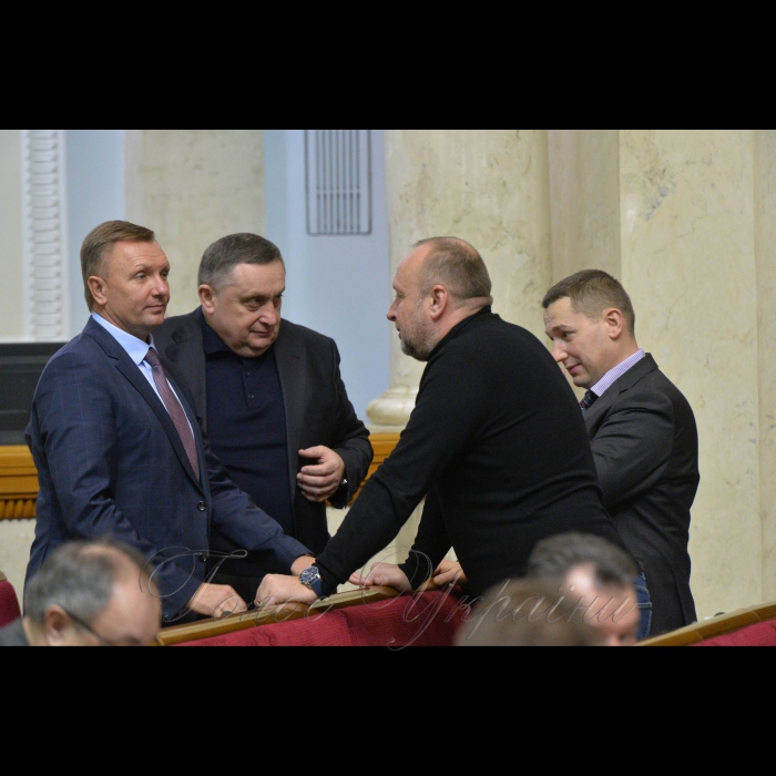 17 січня 2018 пленарне засідання Верховної Ради України.
Олександр Горбунов НФ, Богдан Дубневич БПП, Андрій Кіт БПП, Микола Люшняк БПП.