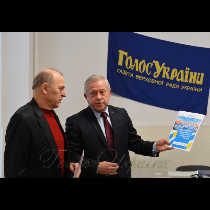 19 січня 2018 голова Партії промисловців і підприємців України Анатолій Кінах у редакції «Голосу України».