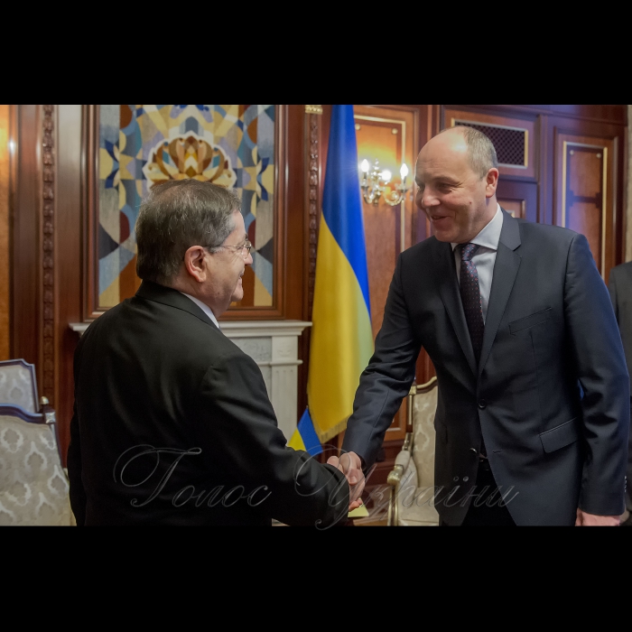 7 лютого 2018 зустріч Голови Верховної Ради України Андрія Парубія з делегацією парламентської комісії лівансько-української дружби Націонольних Зборів Ліванської Республіки.