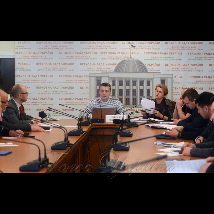 13 лютого 2018 засідання підкомітету з питань взаємодії з громадянським суспільством Комітету Верховної Ради України з питань запобігання і протидії корупції на тему: «Що буде на Поштовій площі: музей чи торгово-розважальний центр?».
Ігор Луценко голова підкомітету з питань взаємодії з громадянським суспільством Комітету Верховної Ради України з питань запобігання і протидії корупції та Наталія Новак член Комітету Верховної Ради України з питань правової політики та правосуддя.