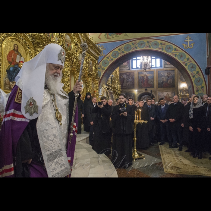 20 лютого 2018 Голова ВР Андрій Парубій, Президент України Петро Порошенко, Прем’єр-міністр Володимир Гройсман, Голова Української православної церкви Київського патріархату, Патріарх Київський і всієї Руси-України Філарет під час молебню за загиблими Героями Небесної Сотні в Михайлівському соборі.